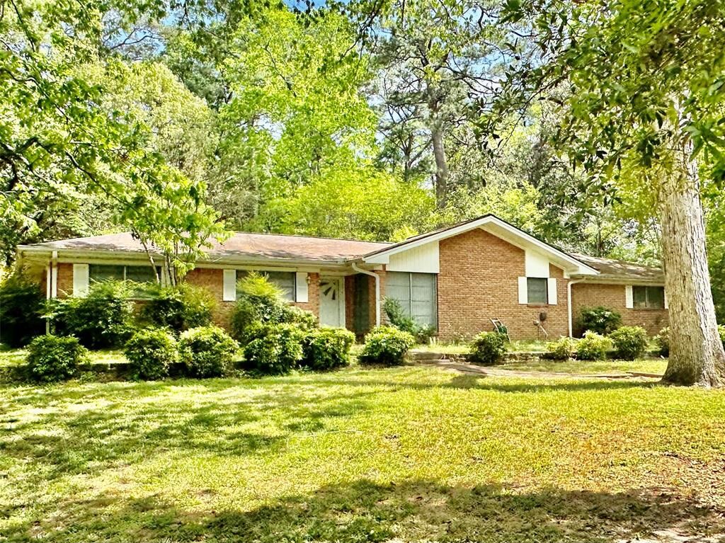 Property Photo: 14 Cecil Drive TX 75979