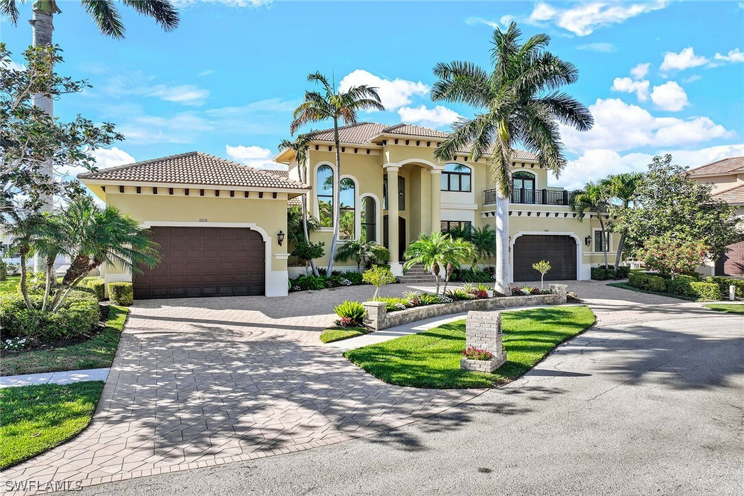 Property Photo: 650 Century Court FL 34145