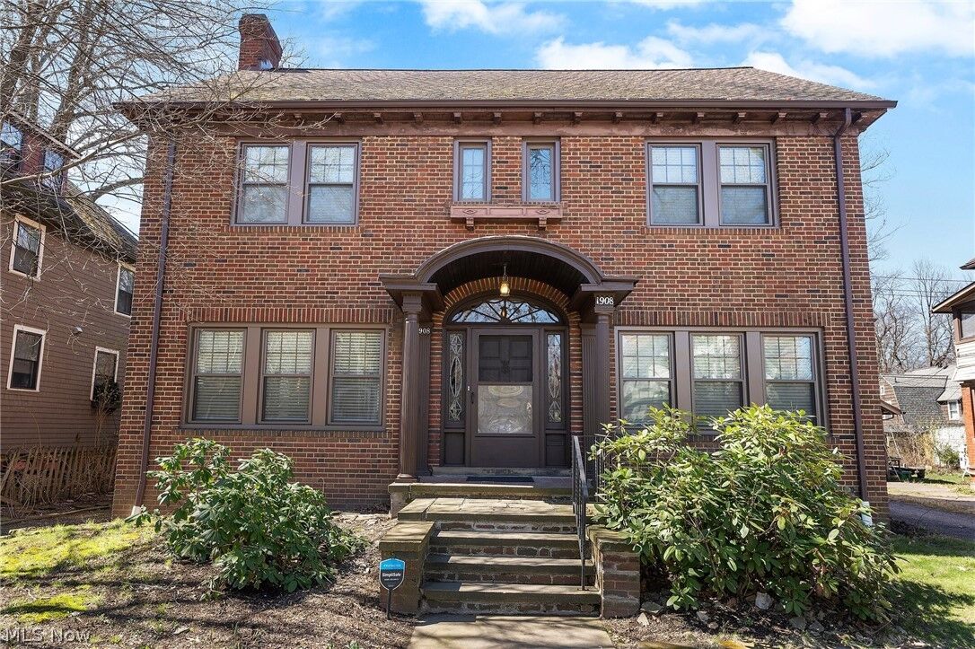 Property Photo: 1908 Woodward Avenue OH 44118