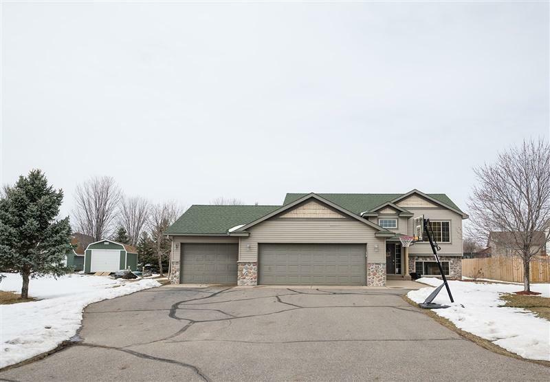 Property Photo:  315 3rd Street SW  MN 56367 