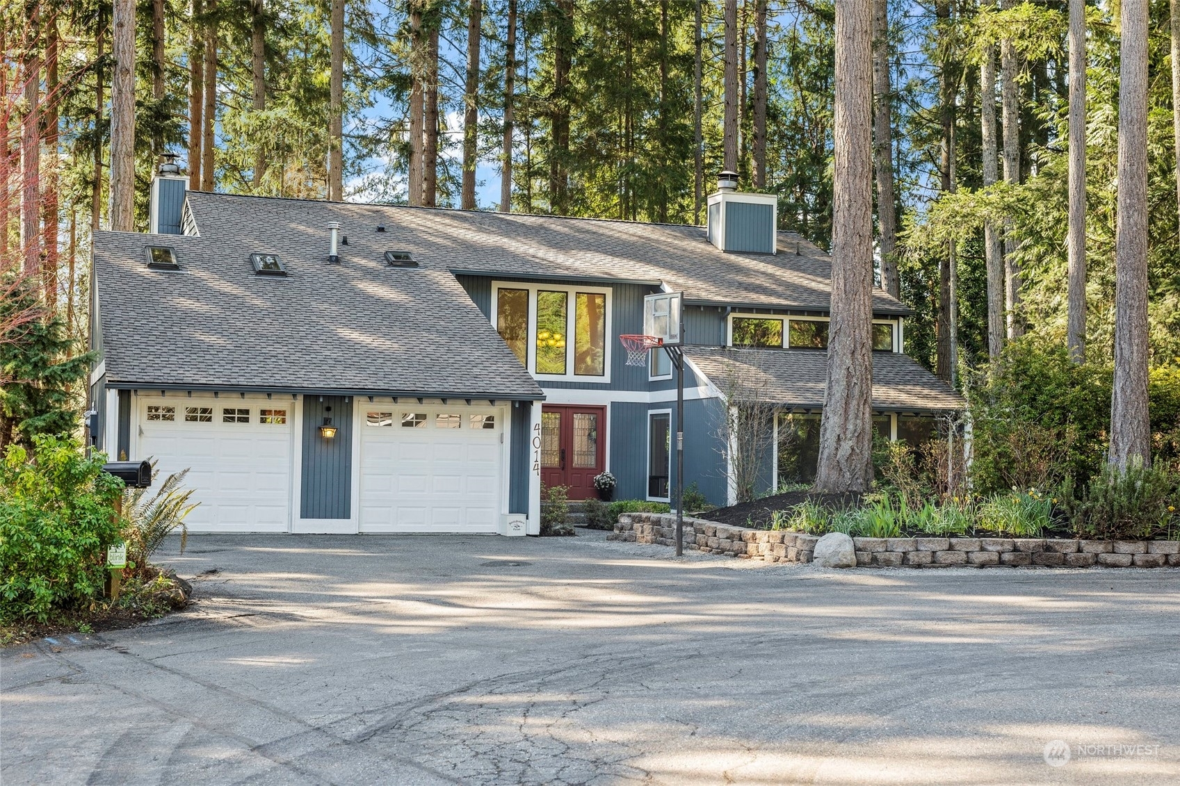 Property Photo:  4014 31st Avenue Ct  WA 98335 