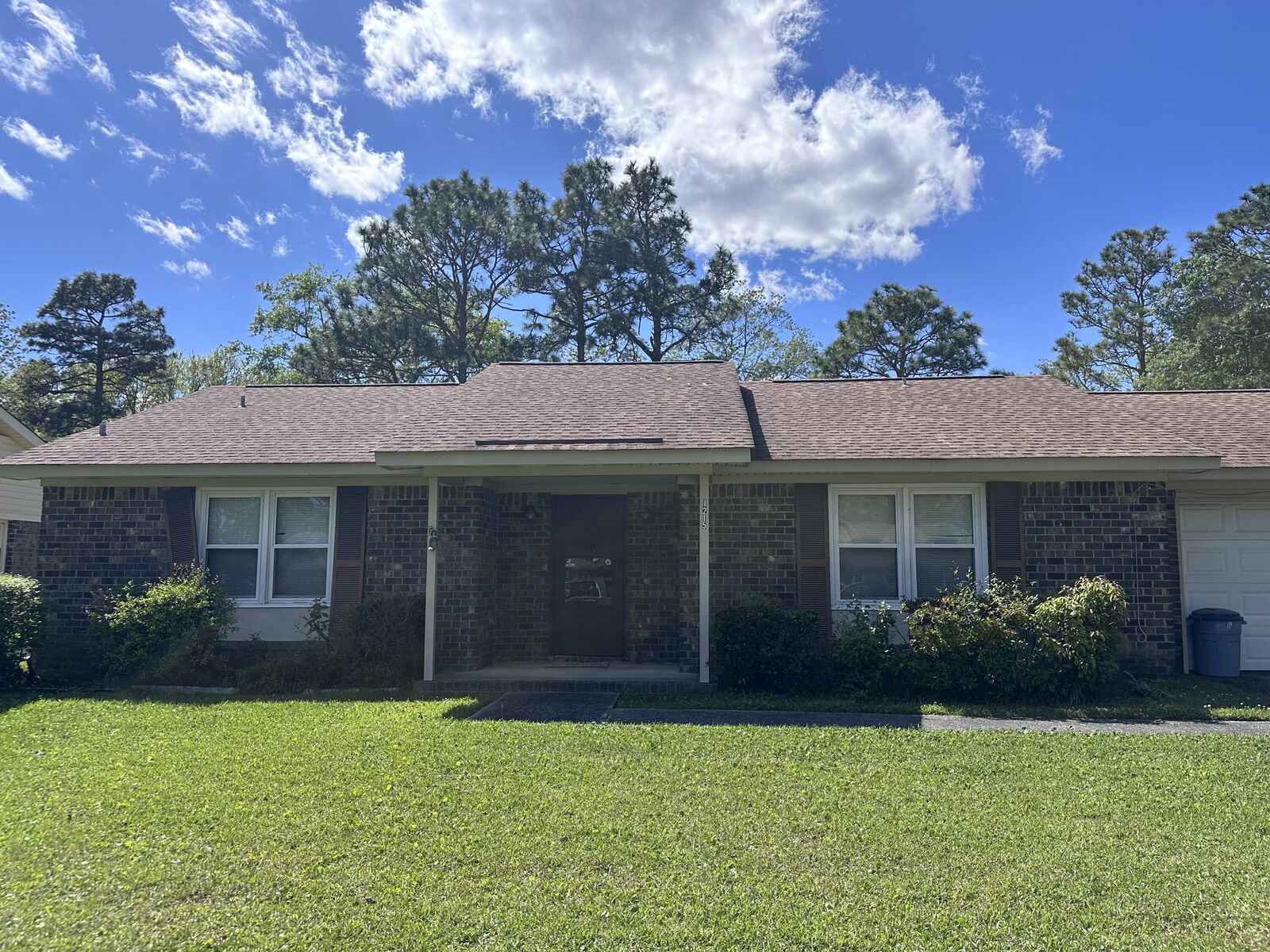 Property Photo:  1215 Hampton Drive  SC 29486 