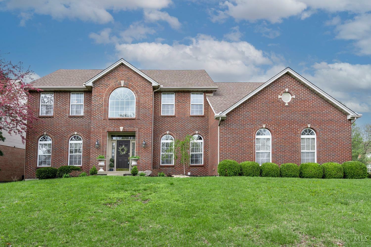 Property Photo:  6707 Charleston Park Drive  OH 45040 