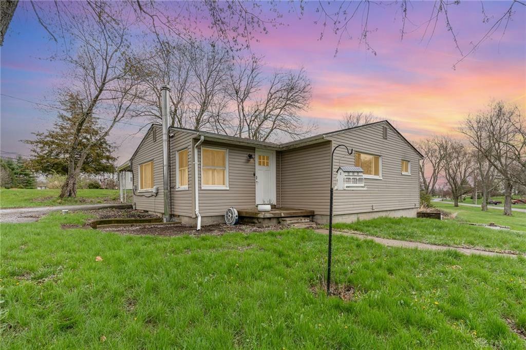 1186 Steven Circle Drive  New Carlisle OH 45344 photo