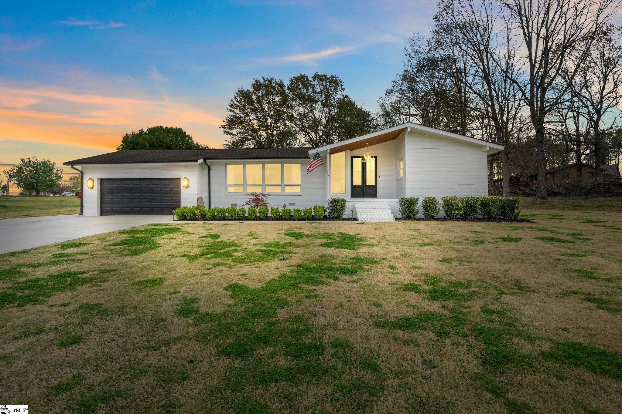 Property Photo:  832 Cumberland Drive  SC 29651 