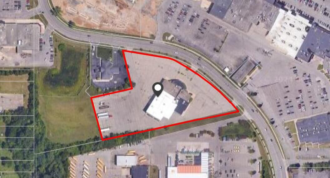 Property Photo:  1700 N Wisner Street  MI 49202 