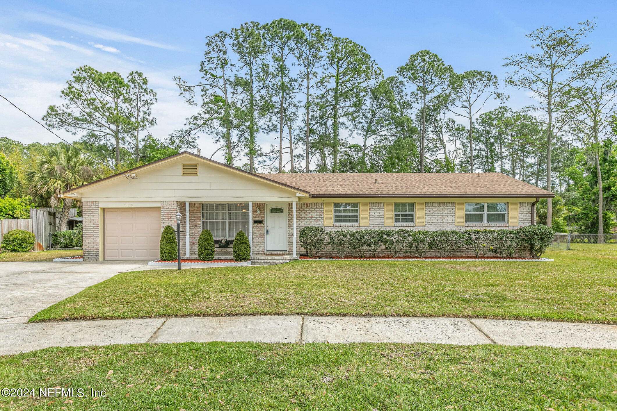 5126 Brighton Drive  Jacksonville FL 32217 photo