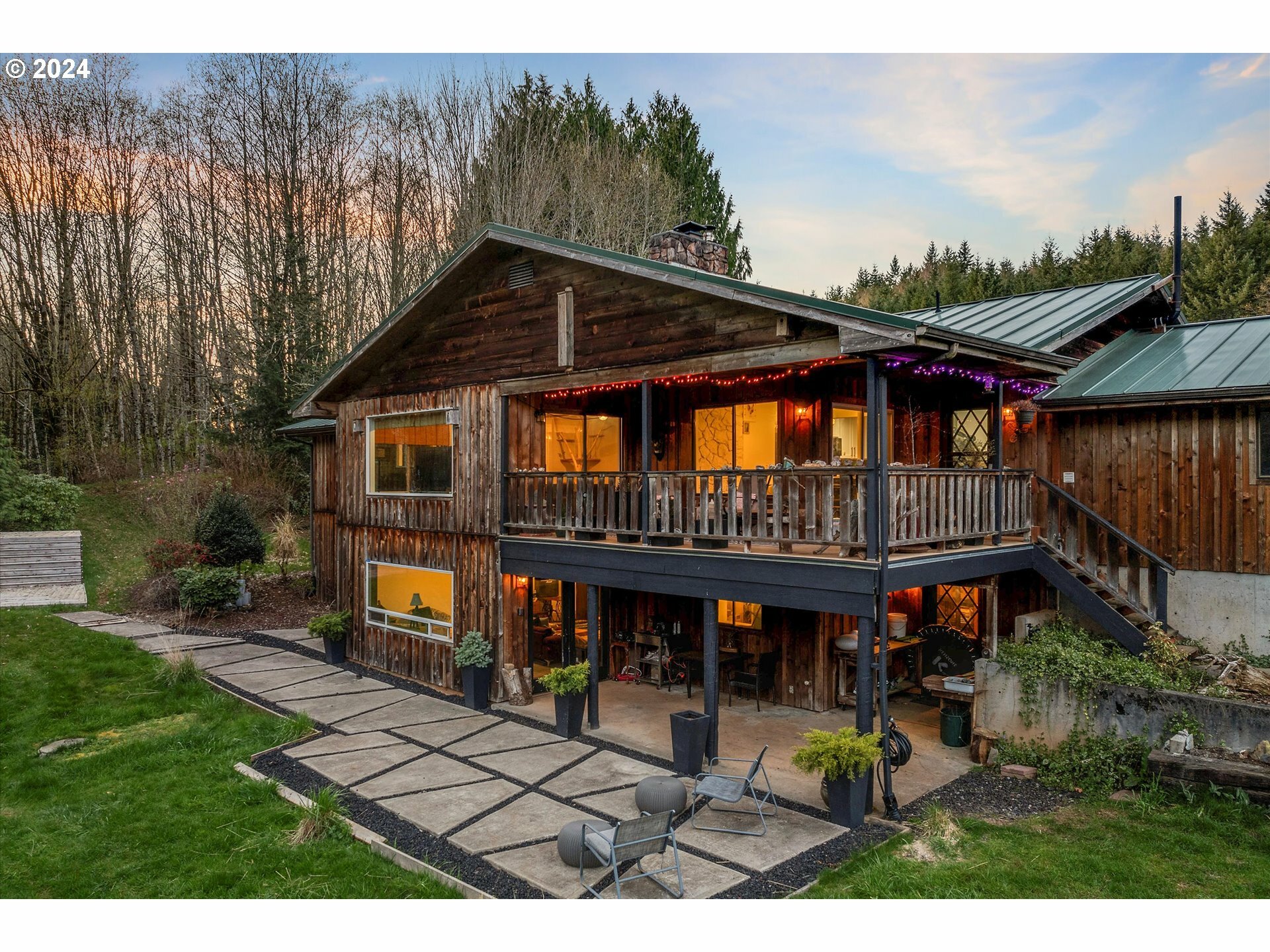 Property Photo: 73413 Alder Grove Rd OR 97016