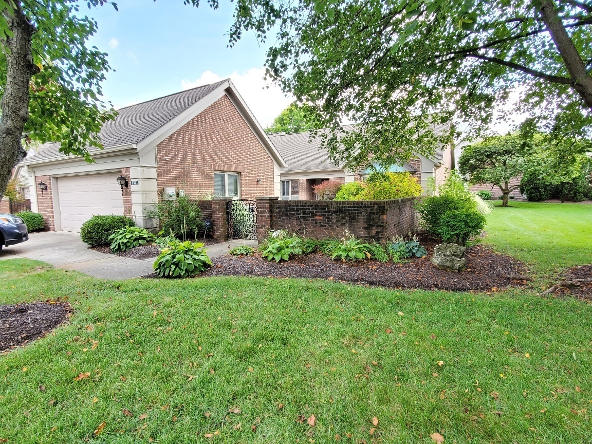 8561 Olde Mill Circle North Drive  Indianapolis IN 46260 photo