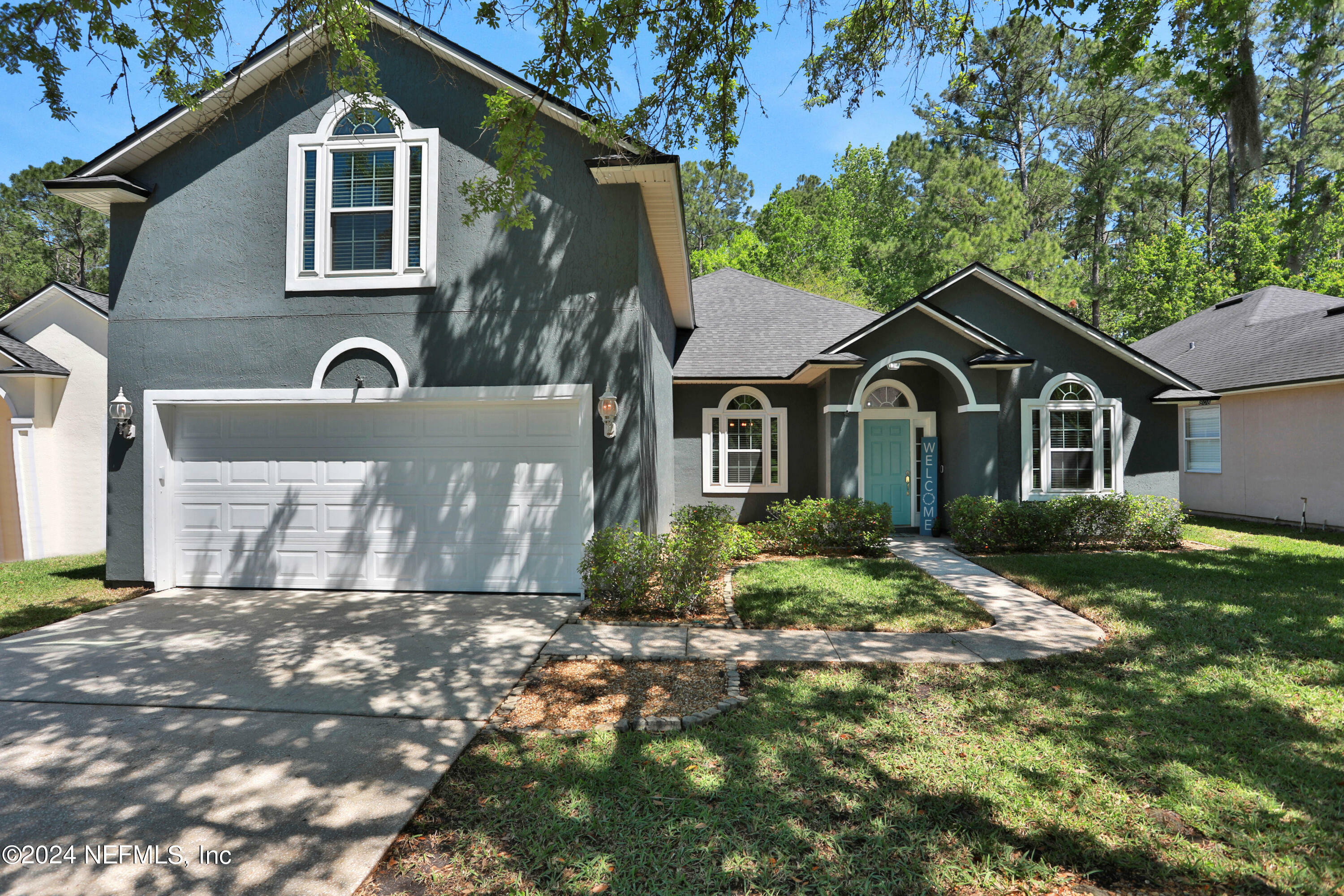 Property Photo:  808 W Cumberland Court  FL 32259 