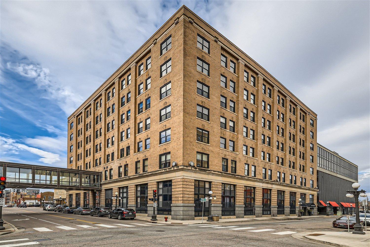 Property Photo: 406 Wacouta Street 610 MN 55101