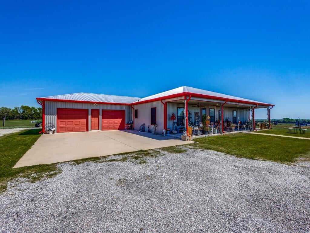 Property Photo: 5053 County Road 413 TX 75454