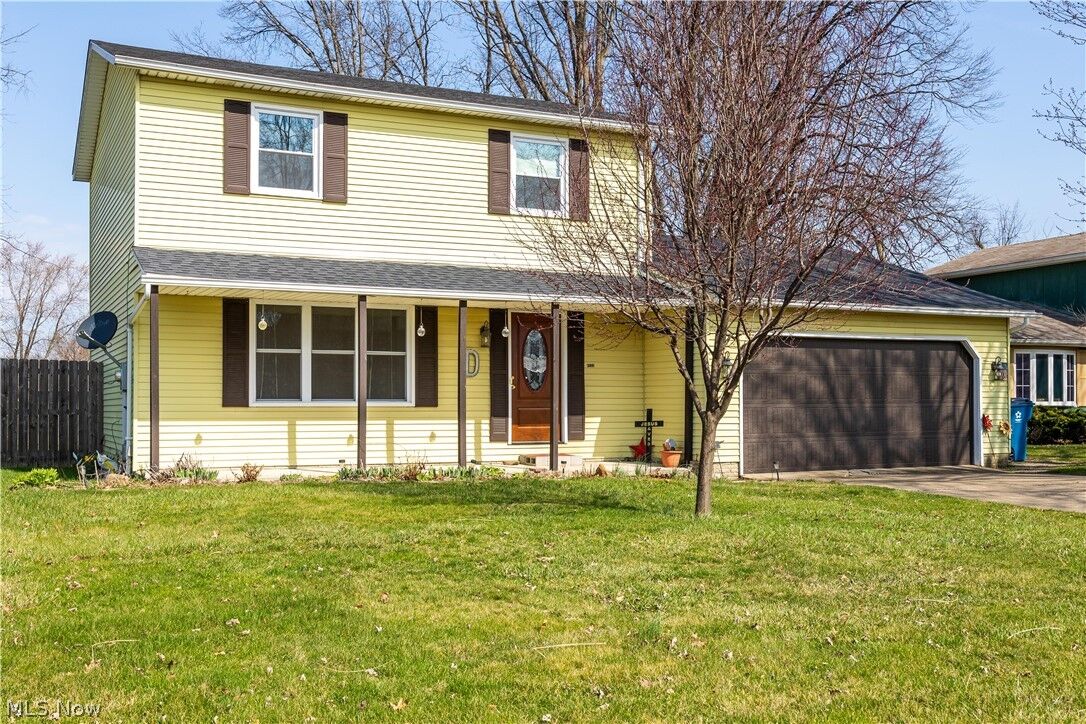 Photo de la propriété: 1732 Urban Circle S OH 44053
