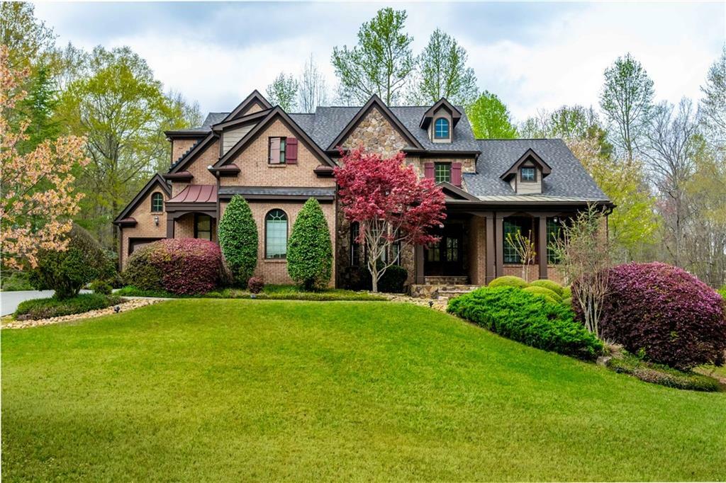 Property Photo: 1003 Renfroe Lake Drive GA 30011