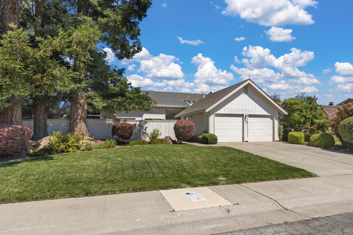 Property Photo:  140 Arbusto Circle  CA 95831 