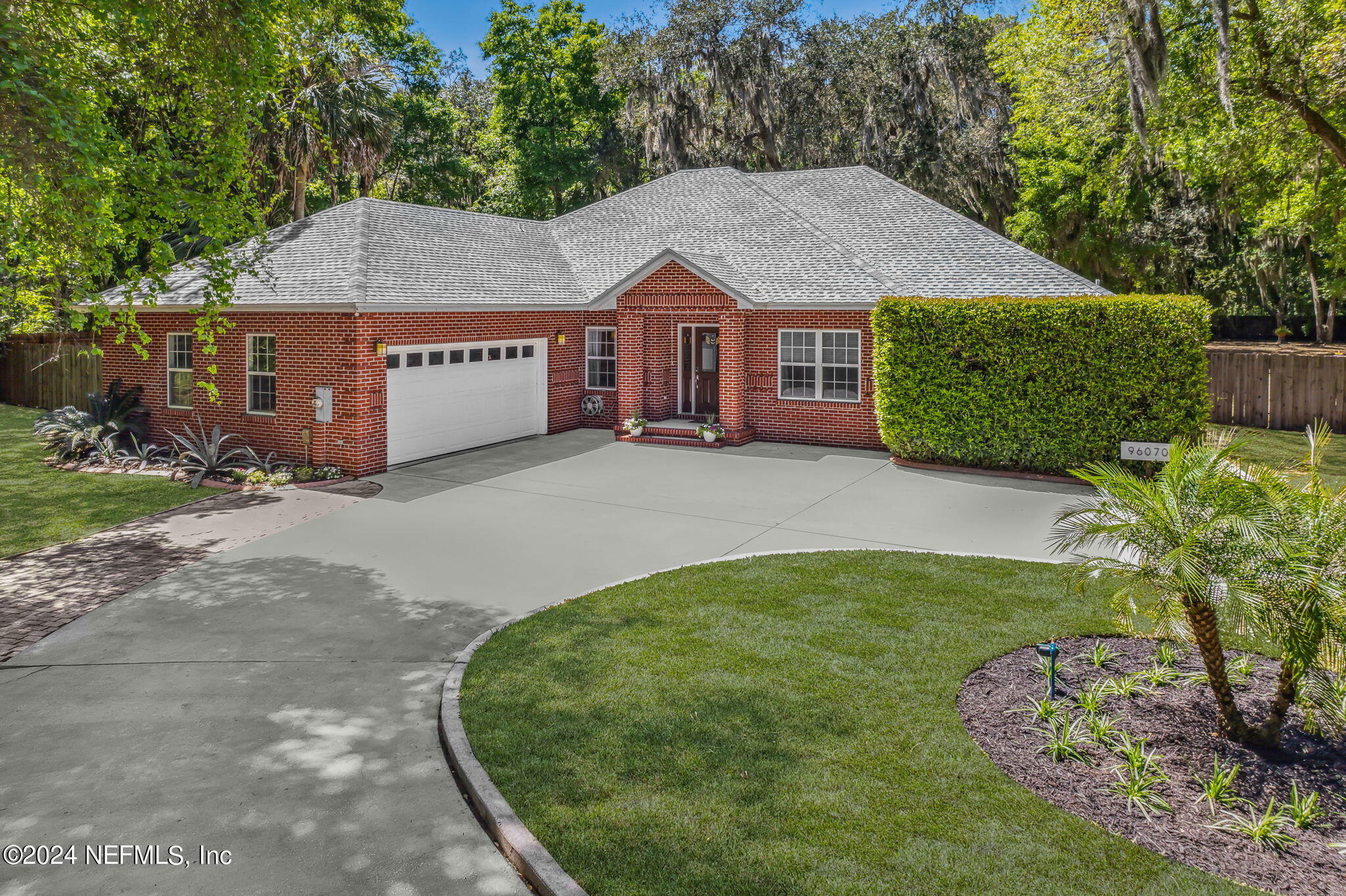 Property Photo:  96070 Eythan Court  FL 32034 