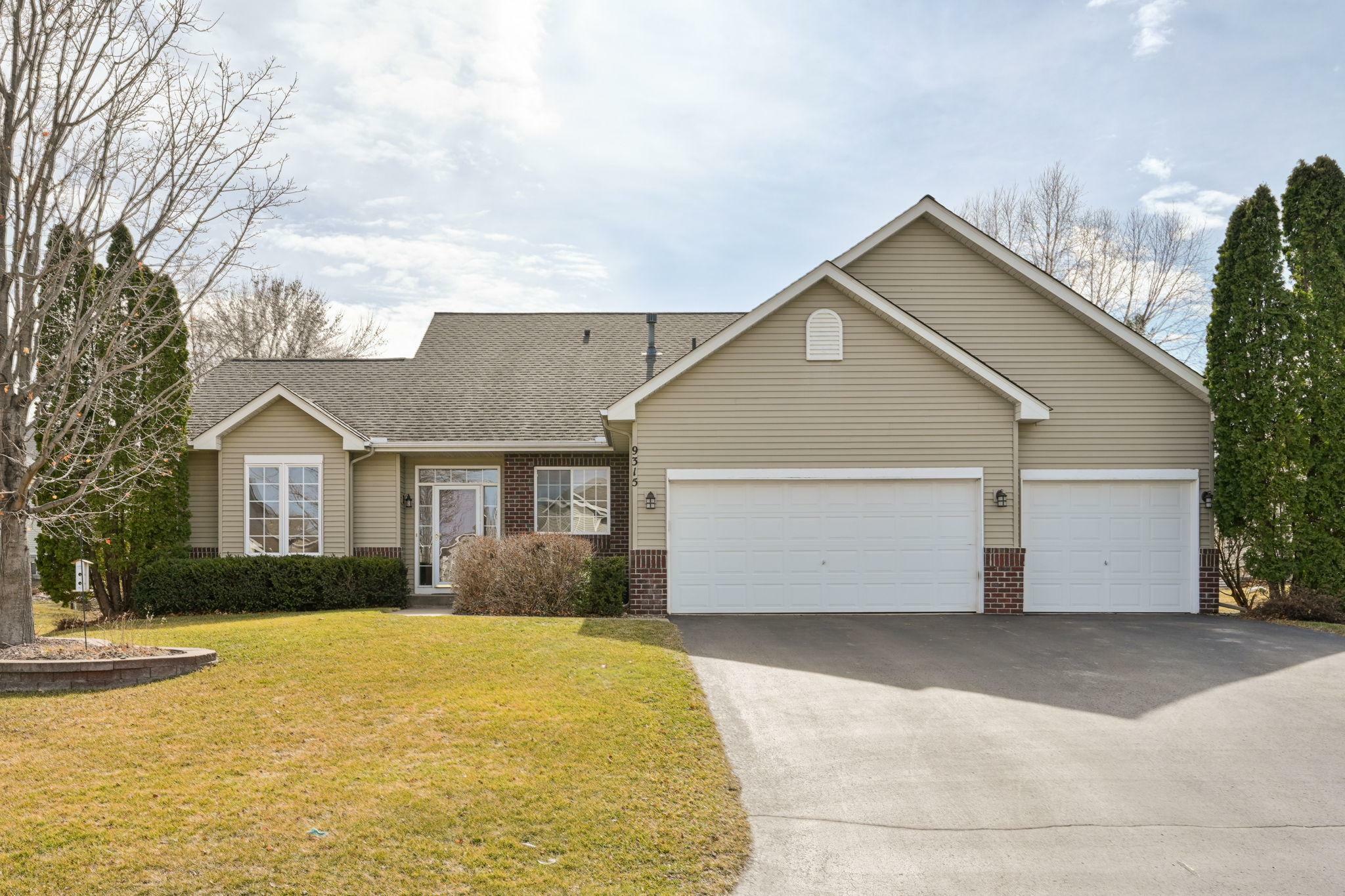 Property Photo:  9315 Creek Ridge Lane  MN 55378 