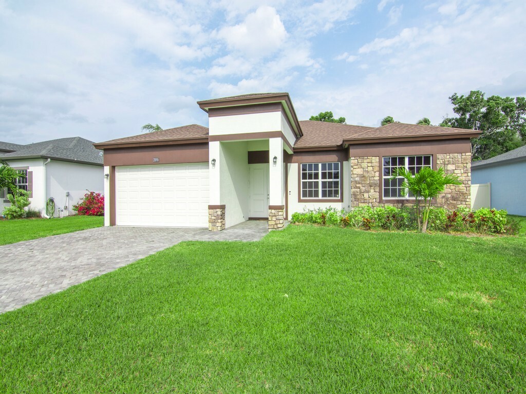 Property Photo:  2096 Bridgehampton Terrace  FL 32966 