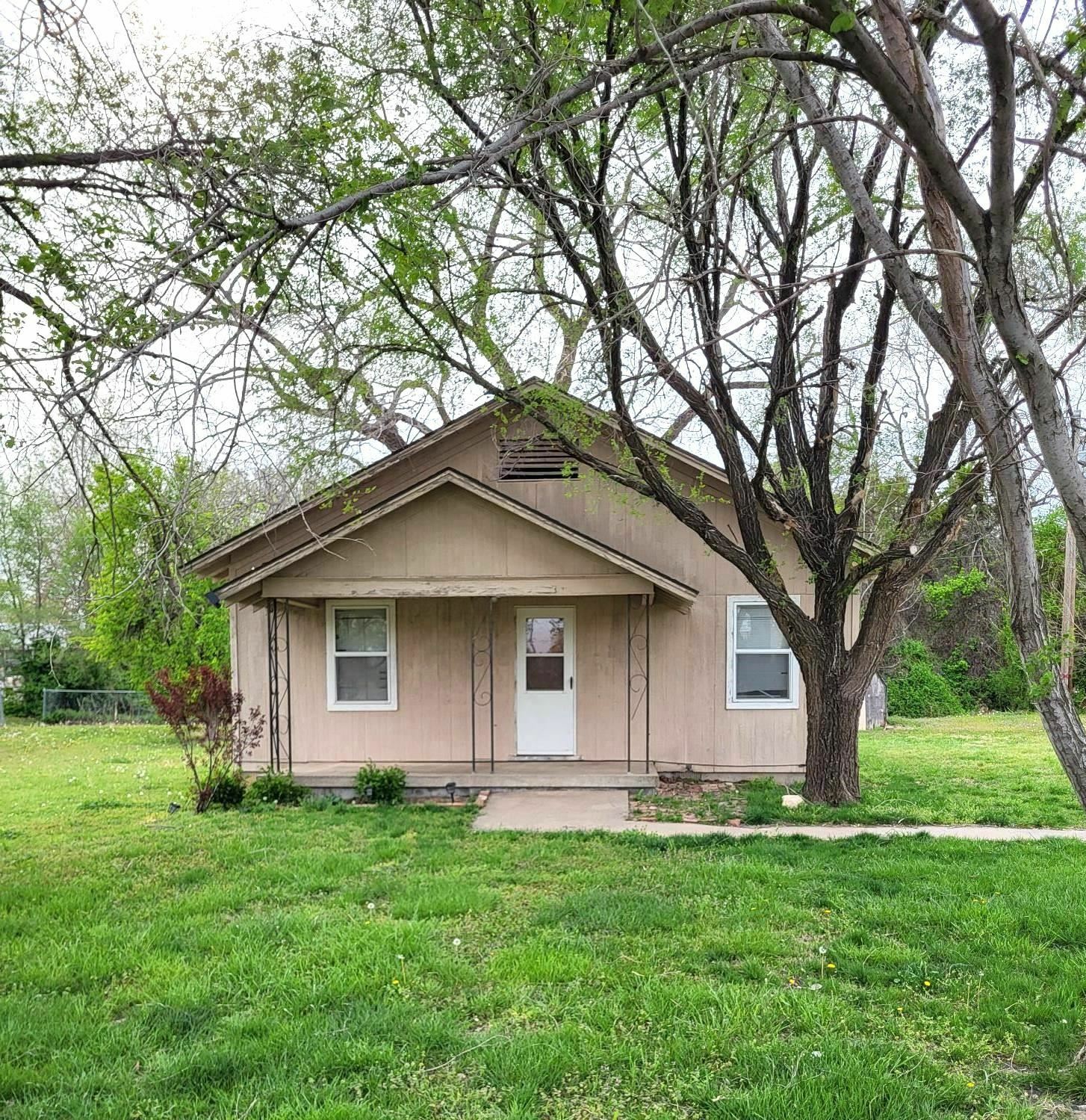 Property Photo:  411 Wheat  KS 67156 