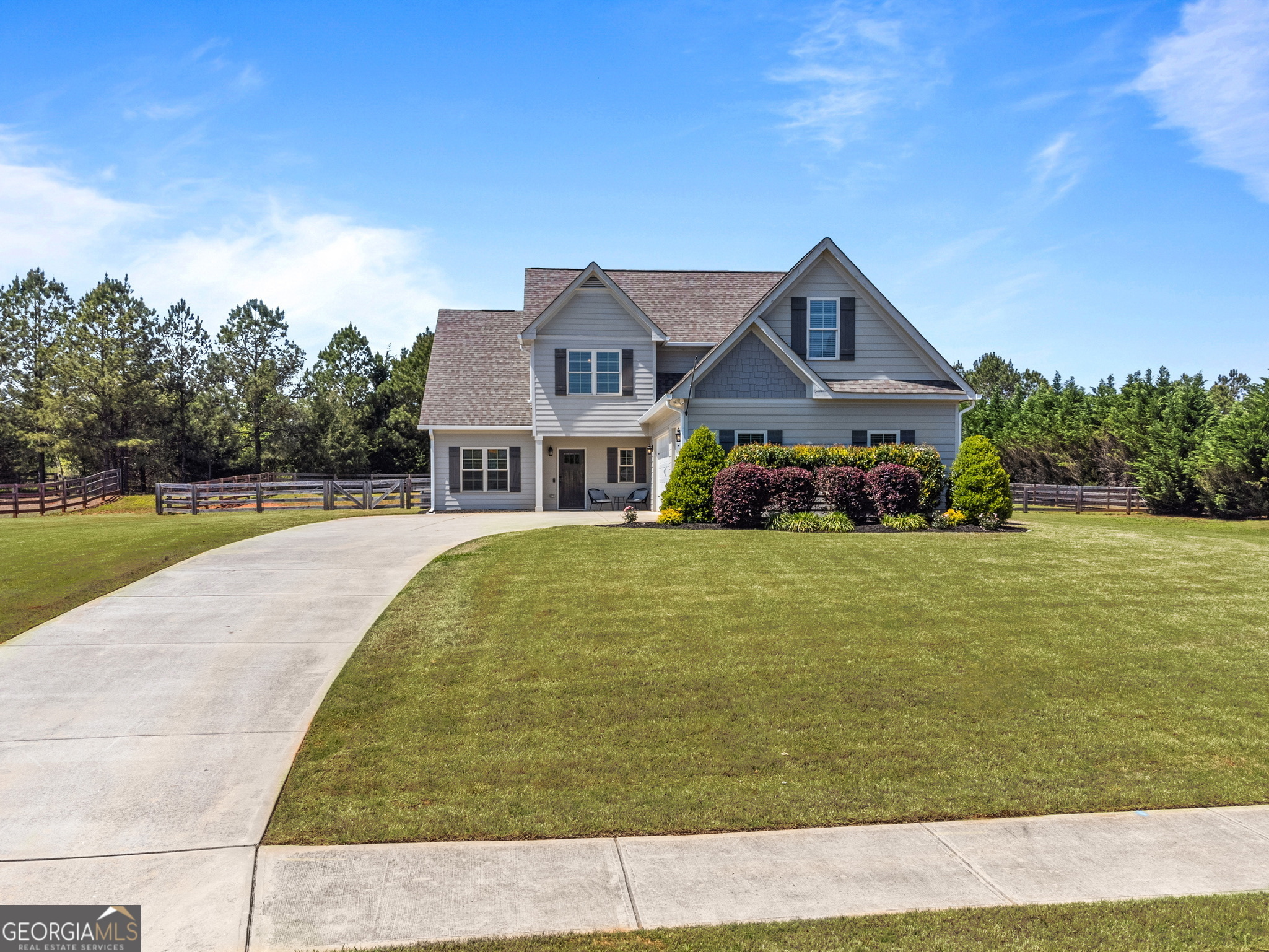 Property Photo:  1021 Arbor Court  GA 30650 