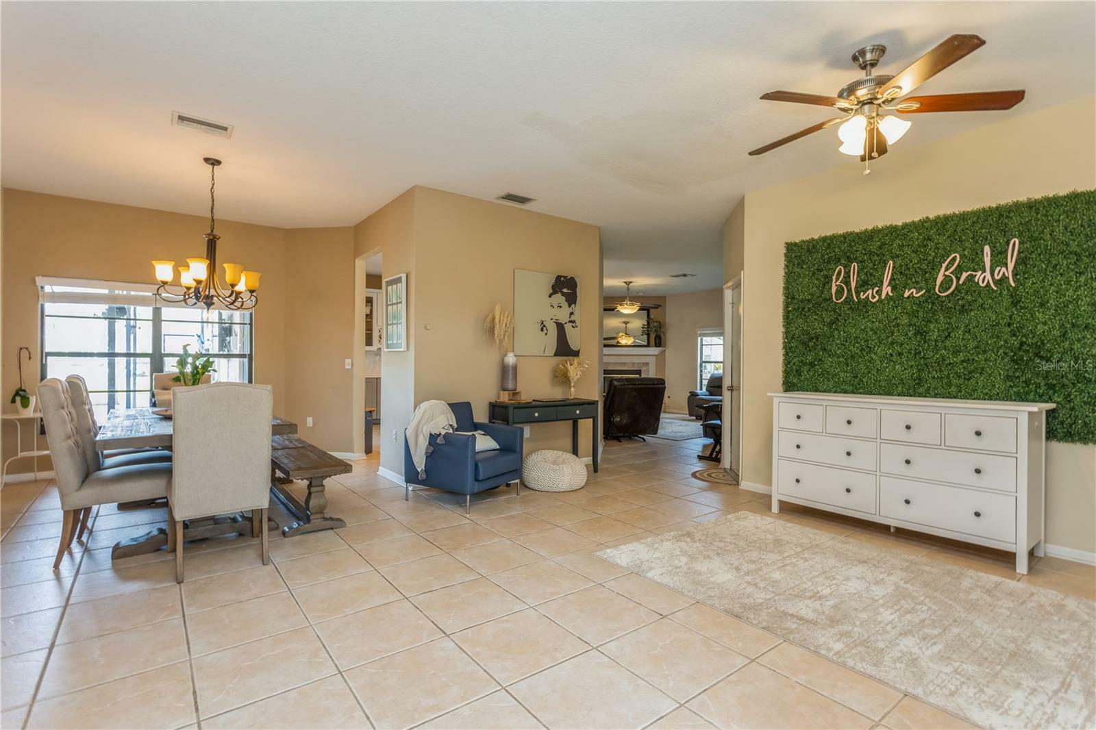 Property Photo:  2643 Saddlewood Lane  FL 34685 