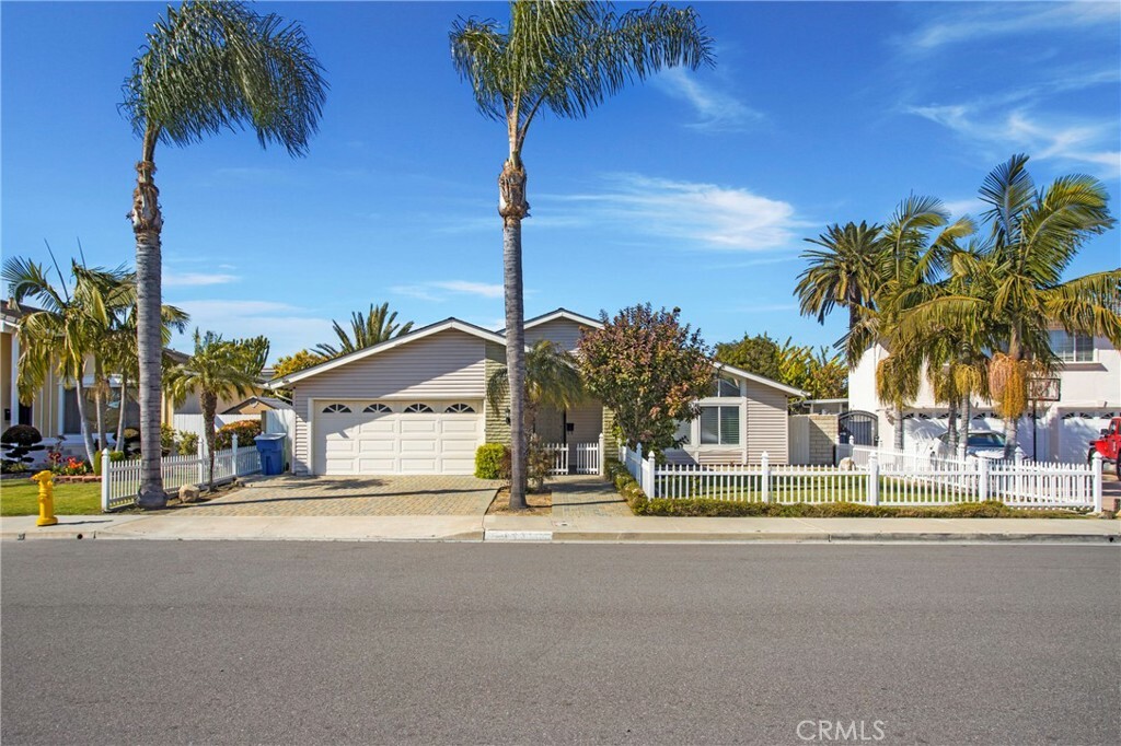 Property Photo:  8431 Furman Avenue  CA 92683 