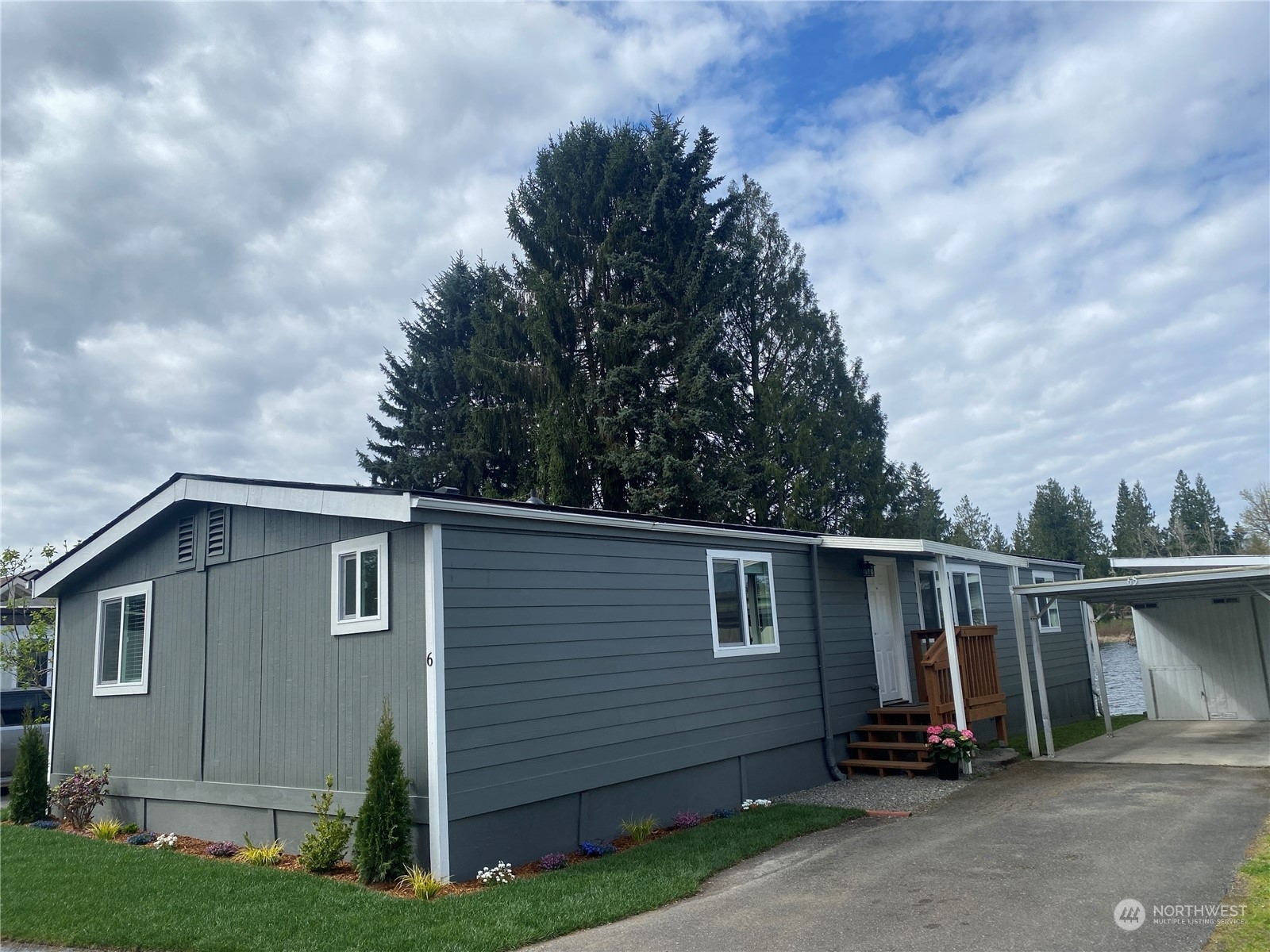 Property Photo: 3928 21st Avenue SE 65 WA 98503