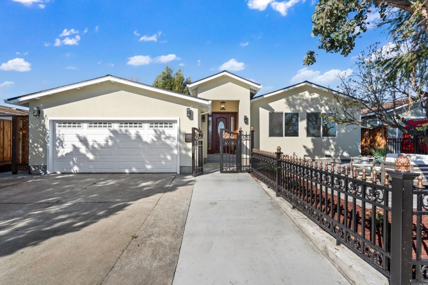 Property Photo:  43367 Sweetwood Street  CA 94538 