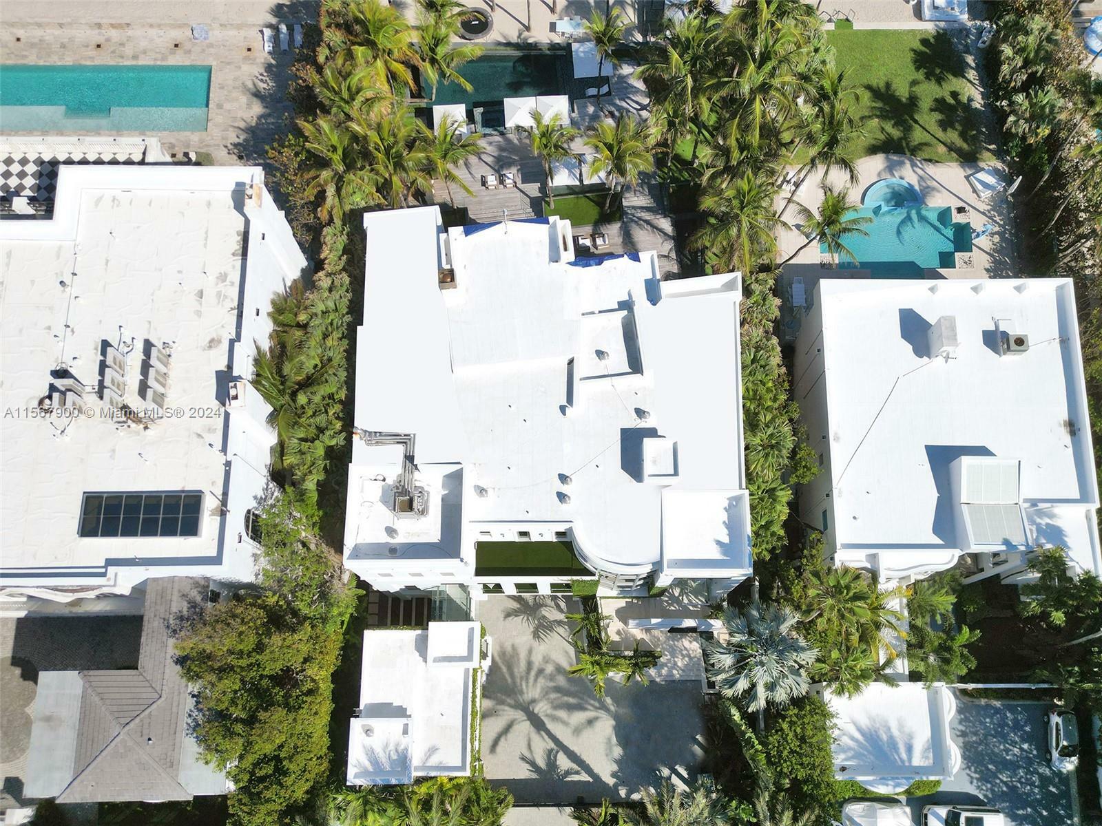 Property Photo:  605 Ocean Blvd  FL 33160 