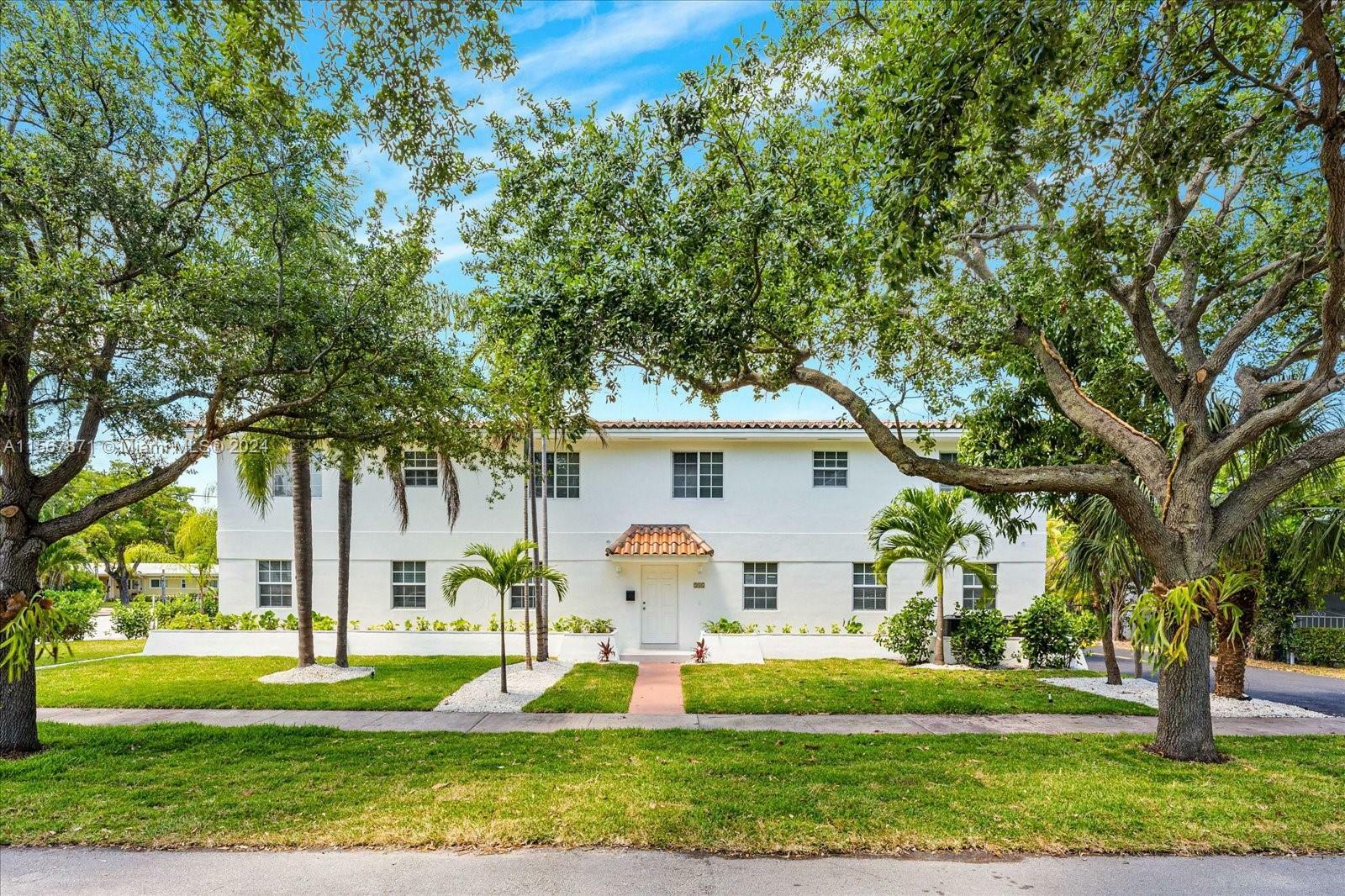 Property Photo: 3619 S Le Jeune Rd 1 FL 33134