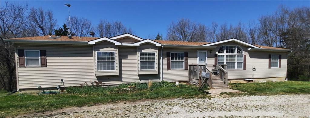 Property Photo: 10311 Titan Avenue MO 64497