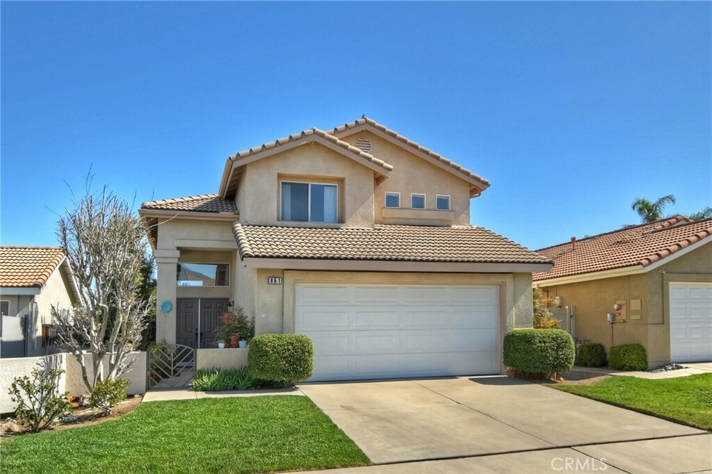 Property Photo:  861 Poppyseed Lane  CA 92881 