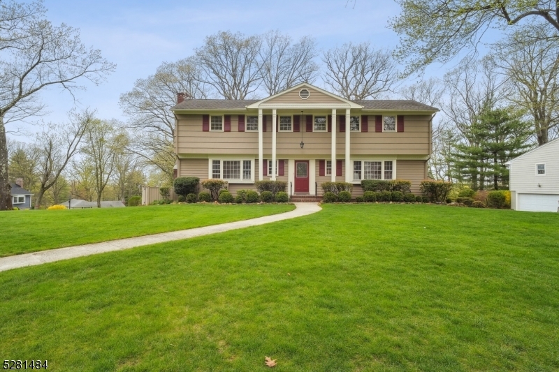 Property Photo:  38 Hunterdon Blvd  NJ 07974 