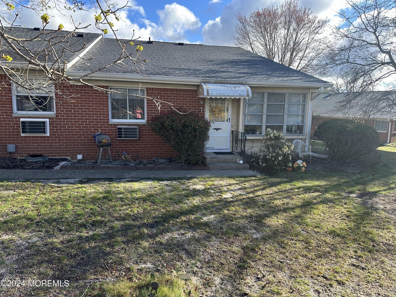 Property Photo:  14E Independence Parkway  NJ 08759 