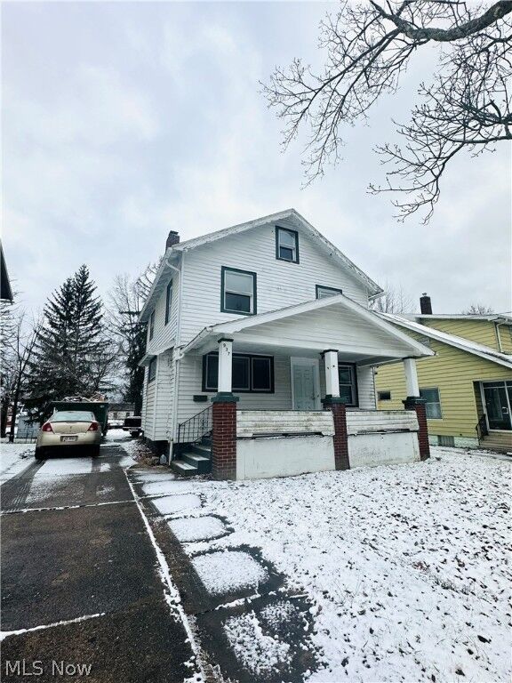 Property Photo:  937 W Indianola Avenue  OH 44511 