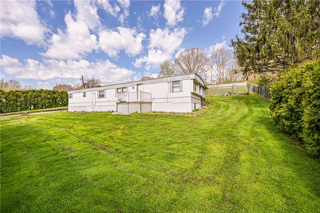 Property Photo: 161/149 Medsger Rd PA 15425