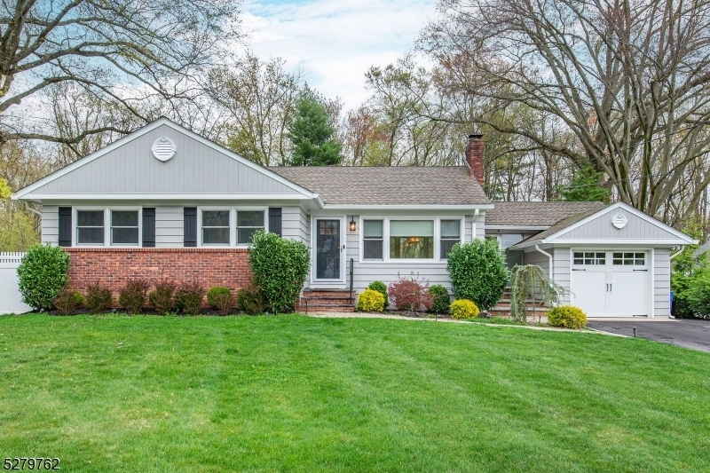 Property Photo:  45 Northfield Rd  NJ 07946 