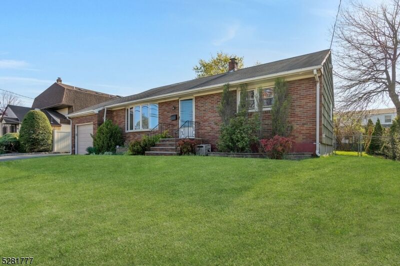Property Photo:  6 River Rd  NJ 07410 