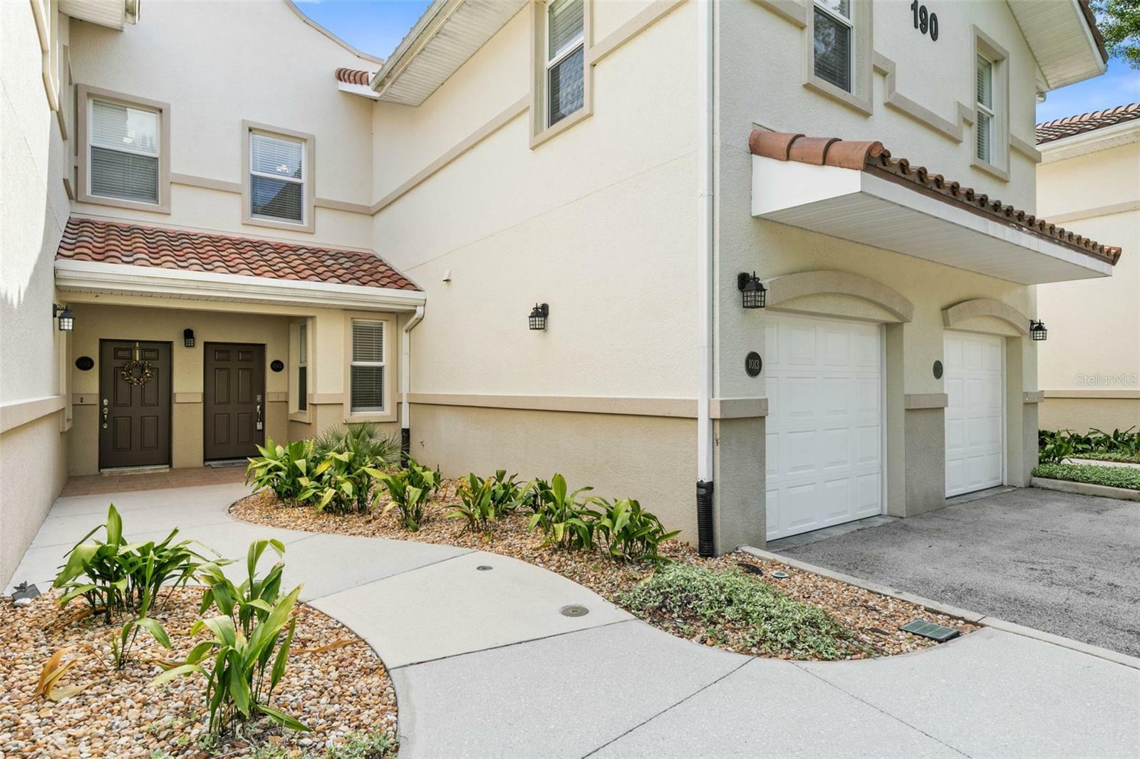 Property Photo: 190 Riverview Bend S 1013 FL 32137