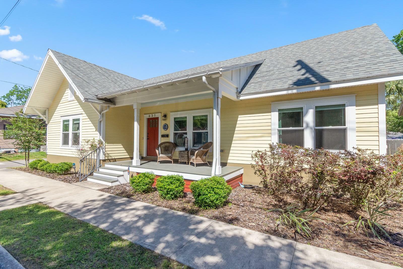 Property Photo: 631 NW 3rd Street FL 32601