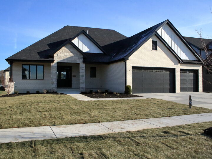9411 Tall Grass Trail  St. John IN 46373 photo