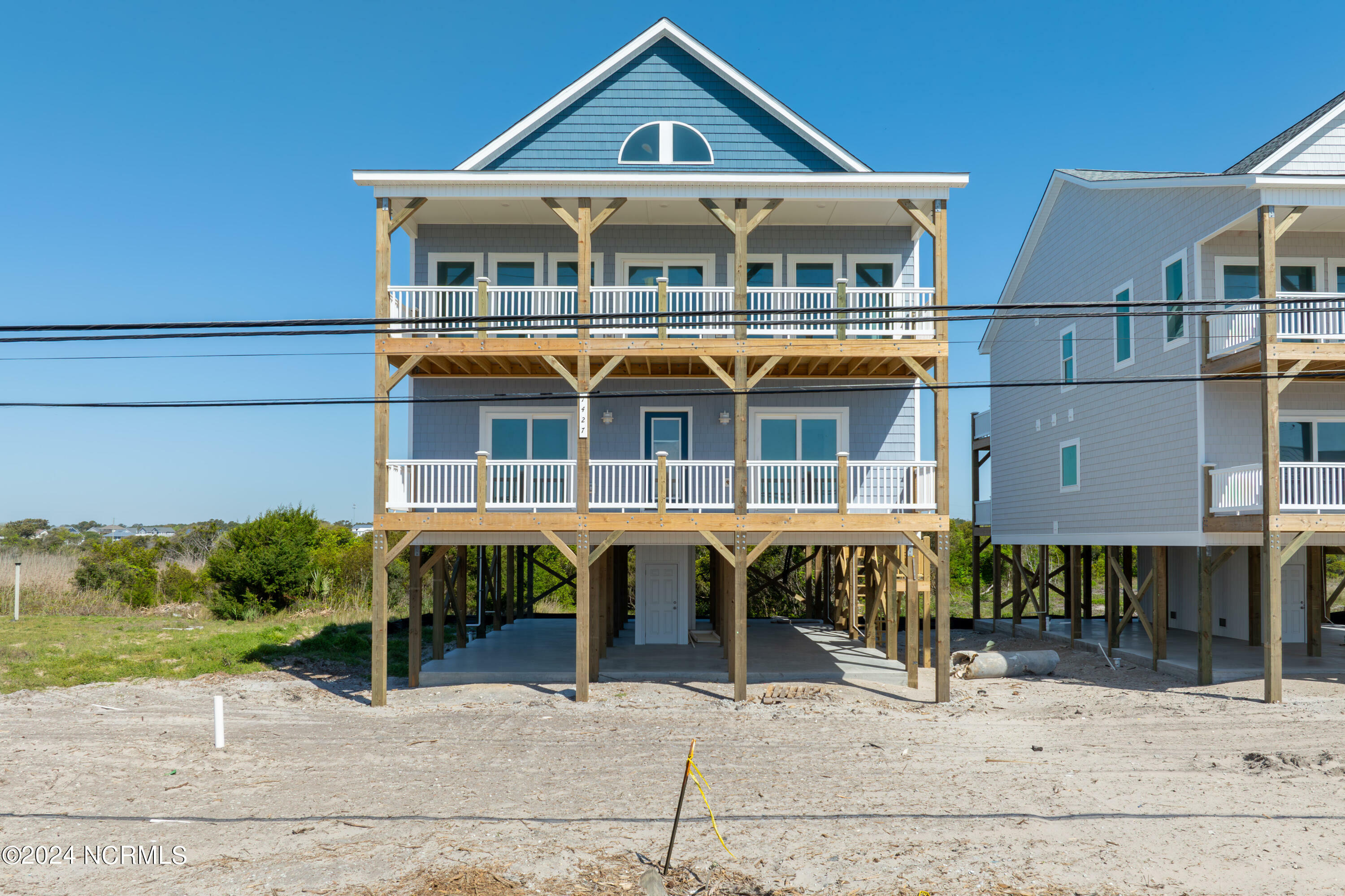 Property Photo:  1427 New River Inlet Road  NC 28460 