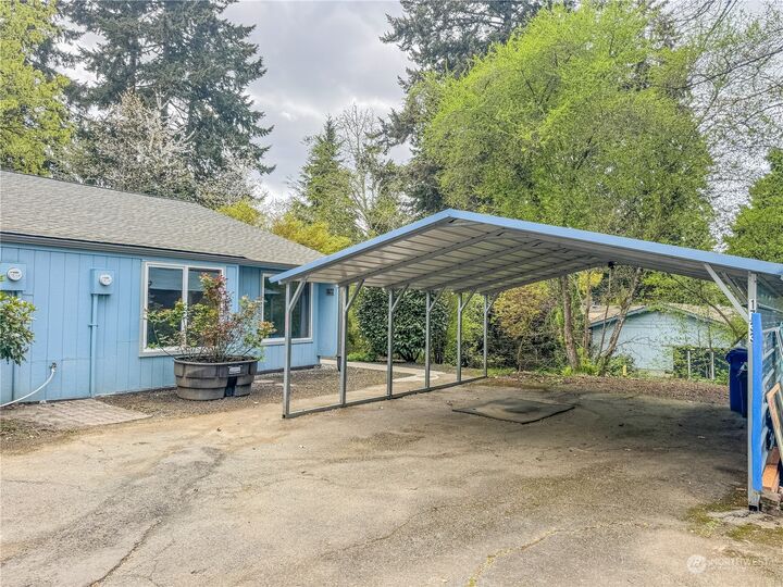 Property Photo:  1733 Brawne Avenue NW  WA 98502 