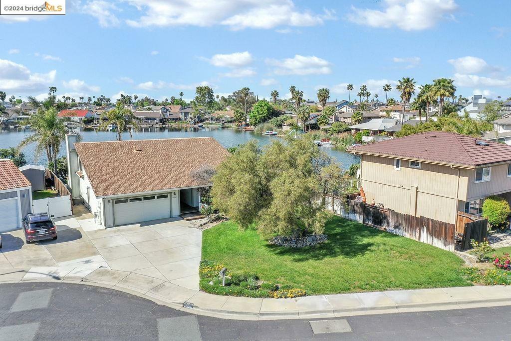 Property Photo:  5521 Starboard Ct  CA 94505 