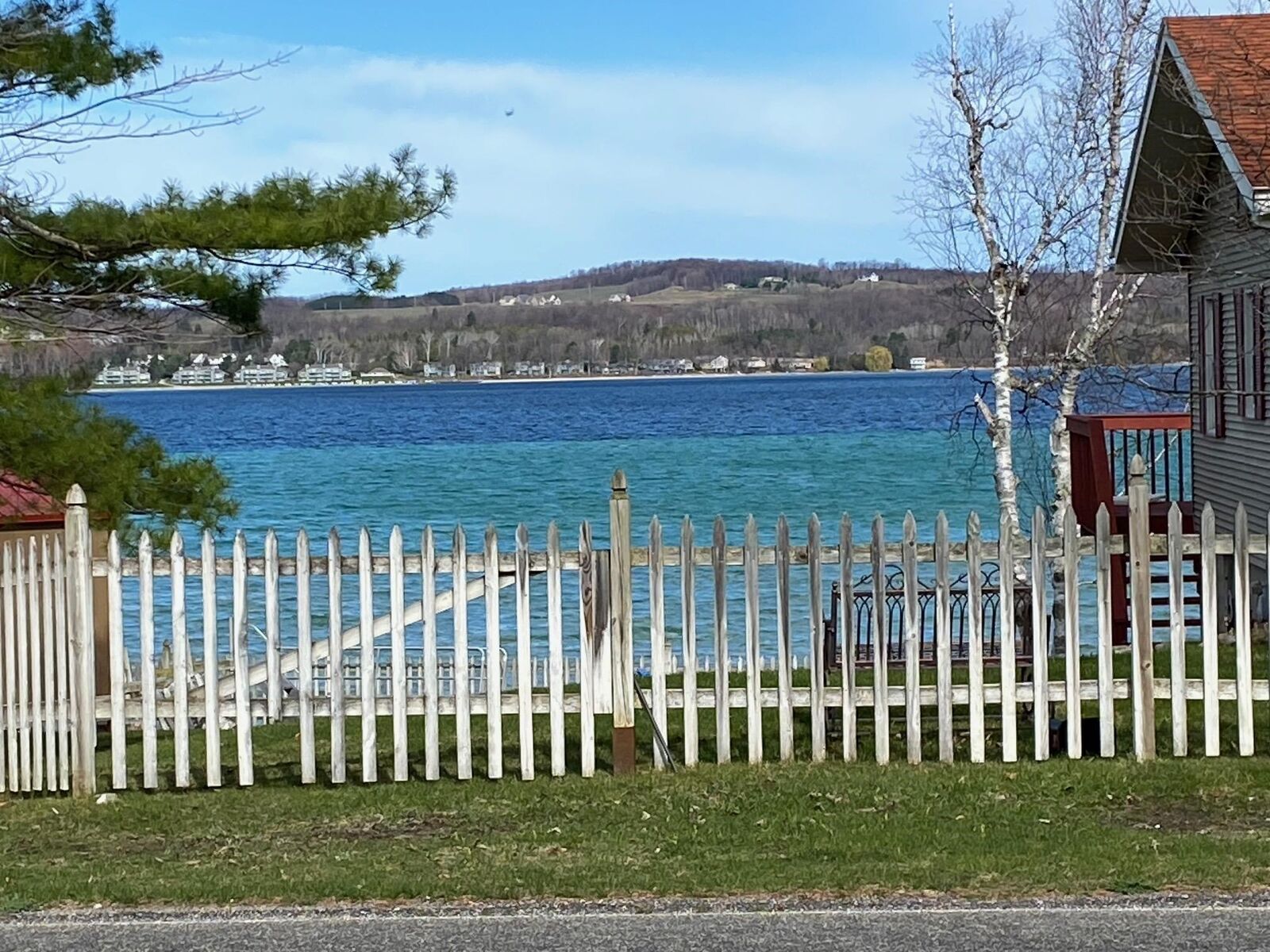 Property Photo:  521 S Stony Point  MI 49682 