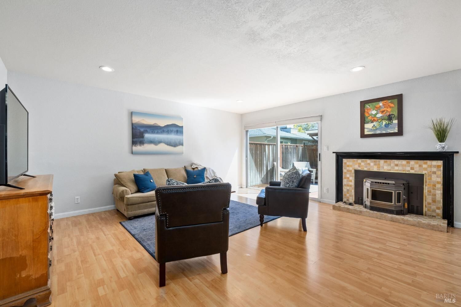 Property Photo:  1624 Via Del Cabana Street  CA 95453 