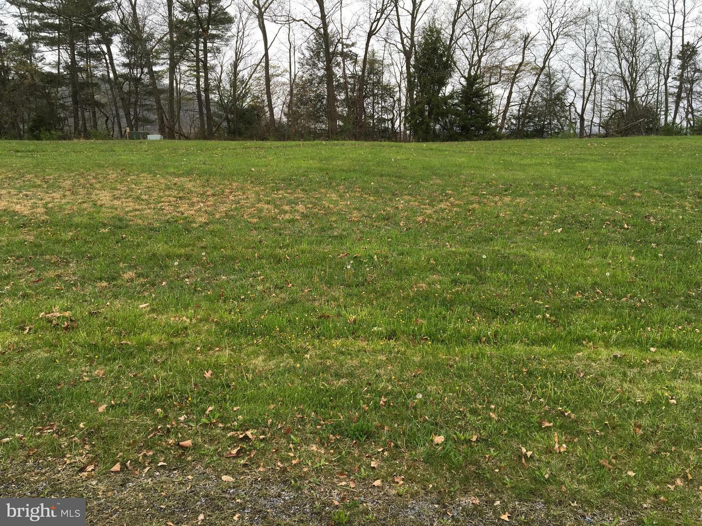 Property Photo:  5012 Riverview Road  PA 15537 