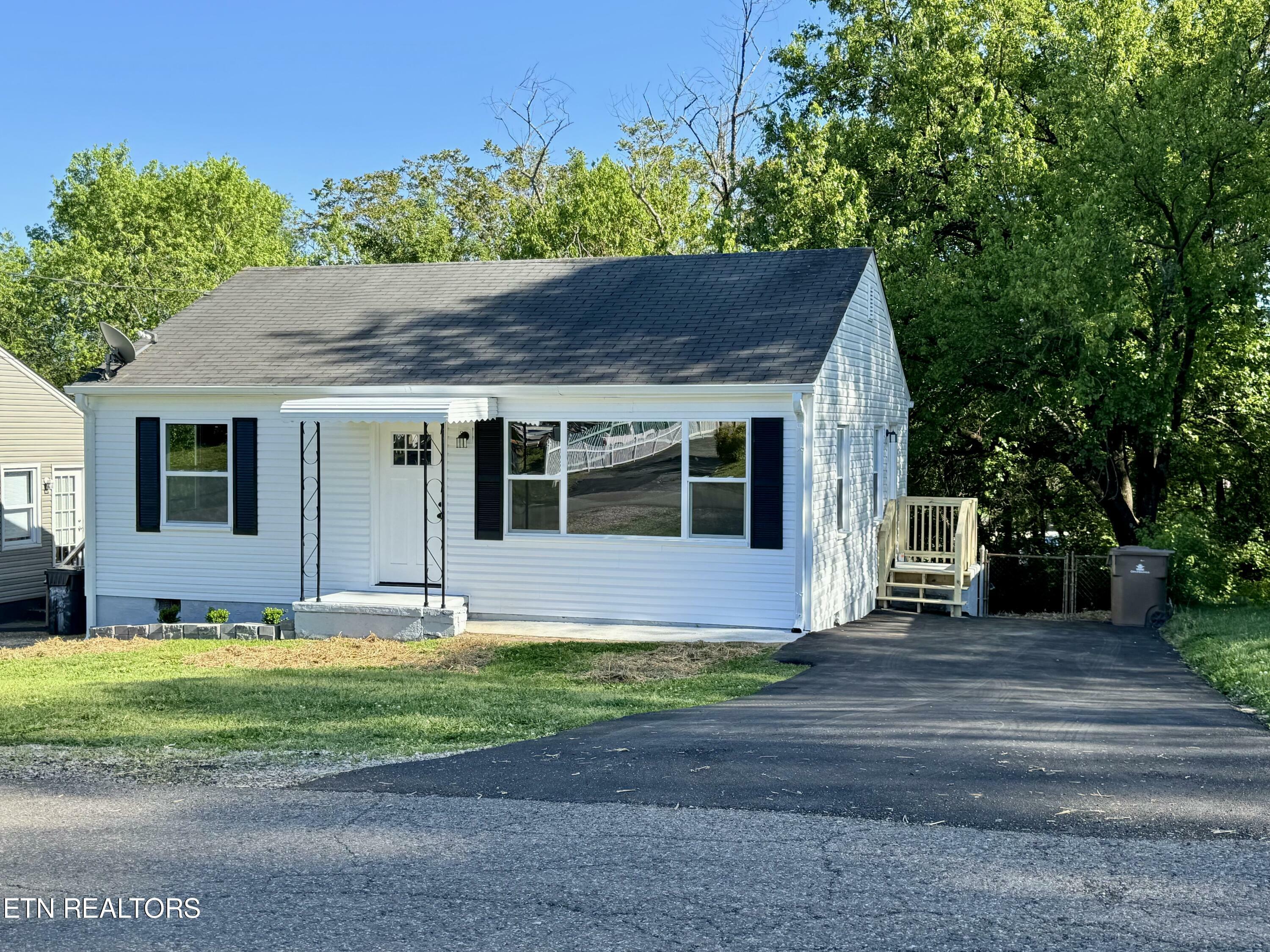 Property Photo:  1712 Mississippi Ave  TN 37921 