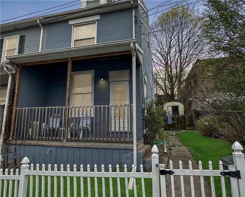 Property Photo:  708 Pine Street  PA 18042 