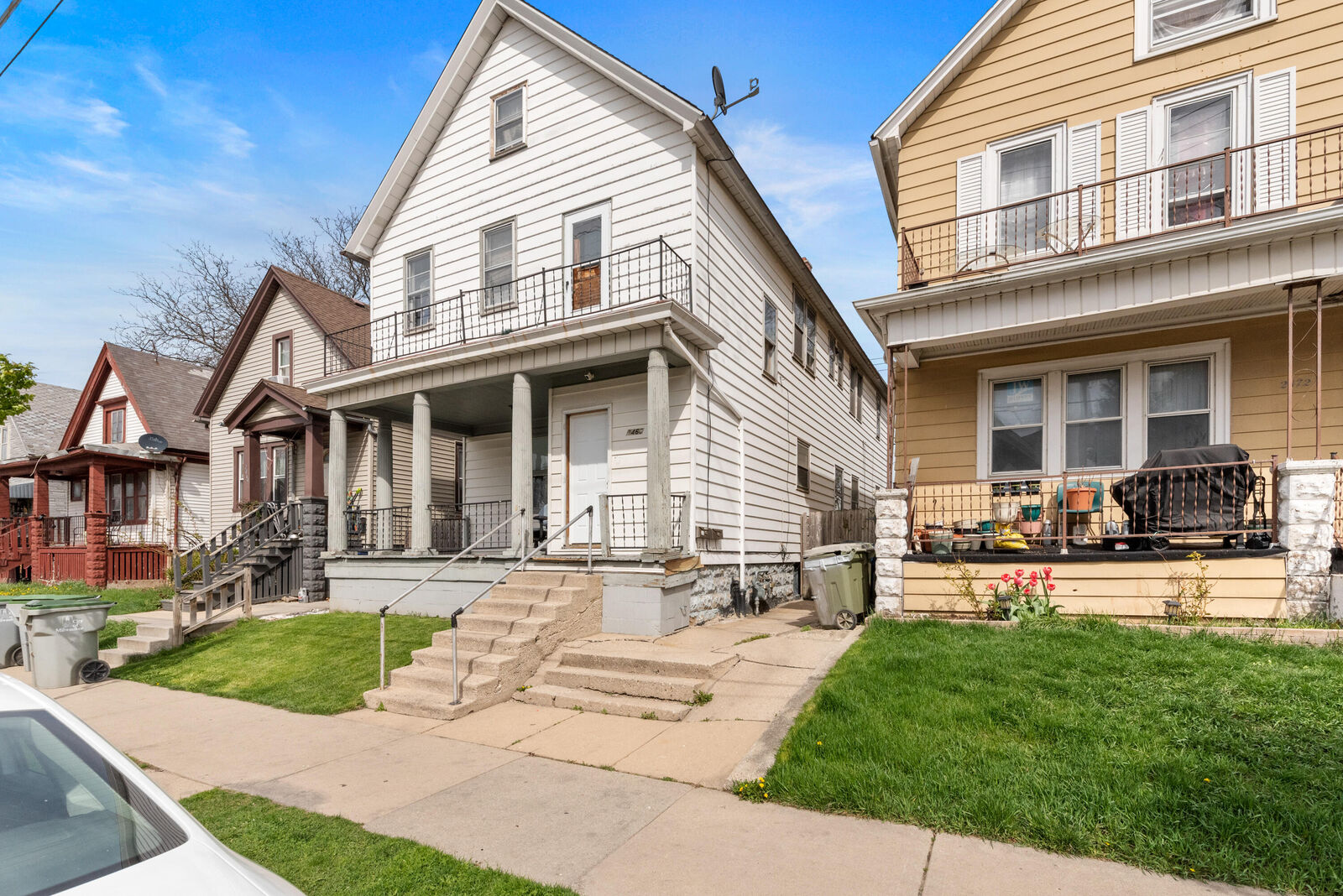 Property Photo:  2468 S 6th St  WI 53215 